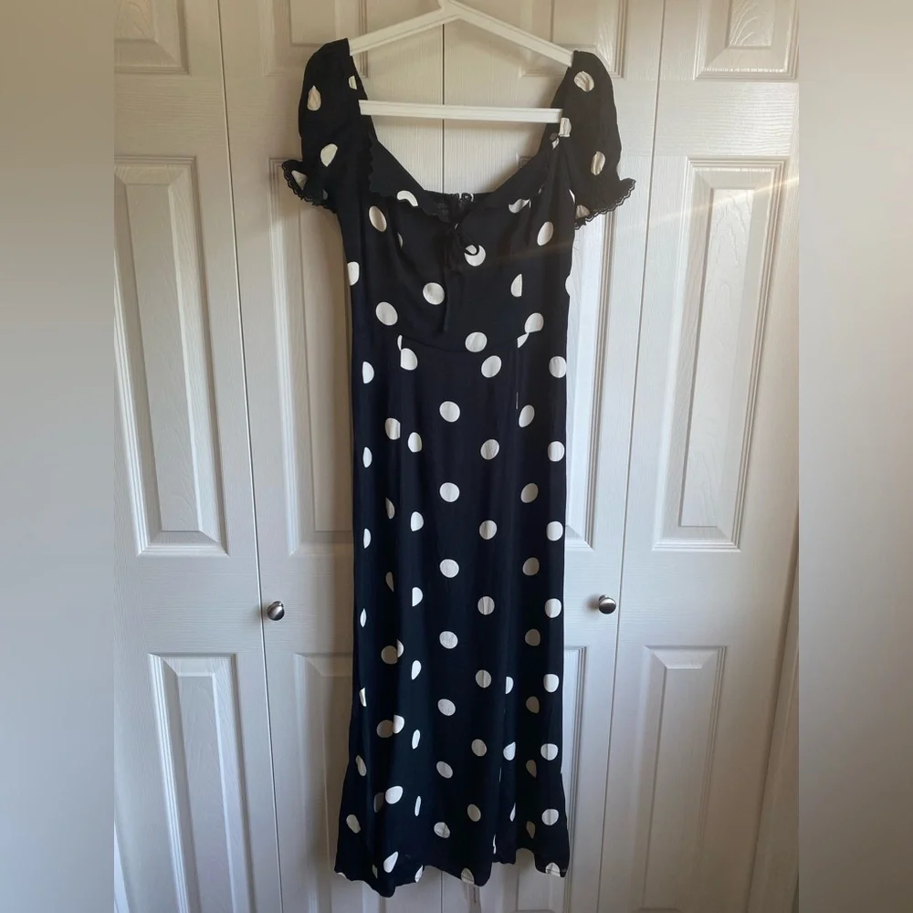 NWT Reformation Shyla Polka Dot Dress with Bow Details Size 6 - Picture 5 of 16